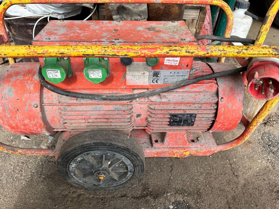 Перетворювач напруги