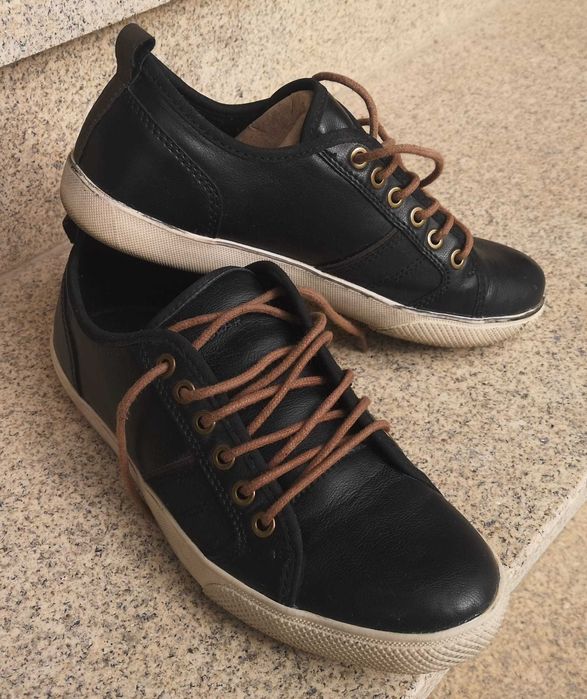 Ténis Pull&Bear 39 como novos