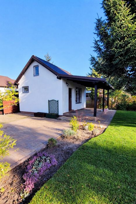 Sprzedam działkę ROD Jutrzenka z murowanym i ocieplonym domkiem 35 m2