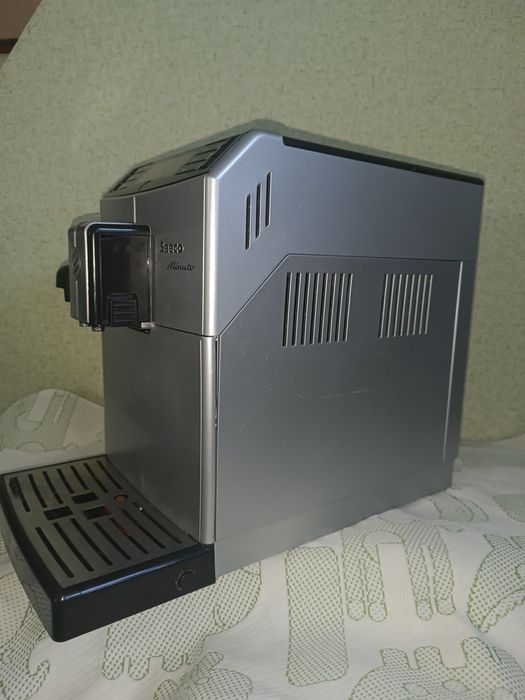 Кофемашина Saeco Minuto