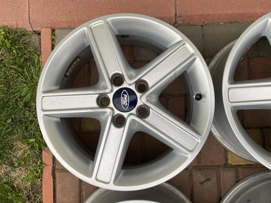 Диски R16 5-108 6.5J ET52.5 DIA63.4мм. FORD