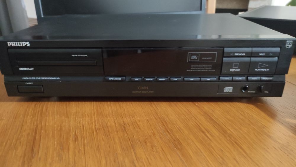 Leitor de CDs Philips CD 614  TDA 1543 (Mecânica CDM-4/19 - Revisto)