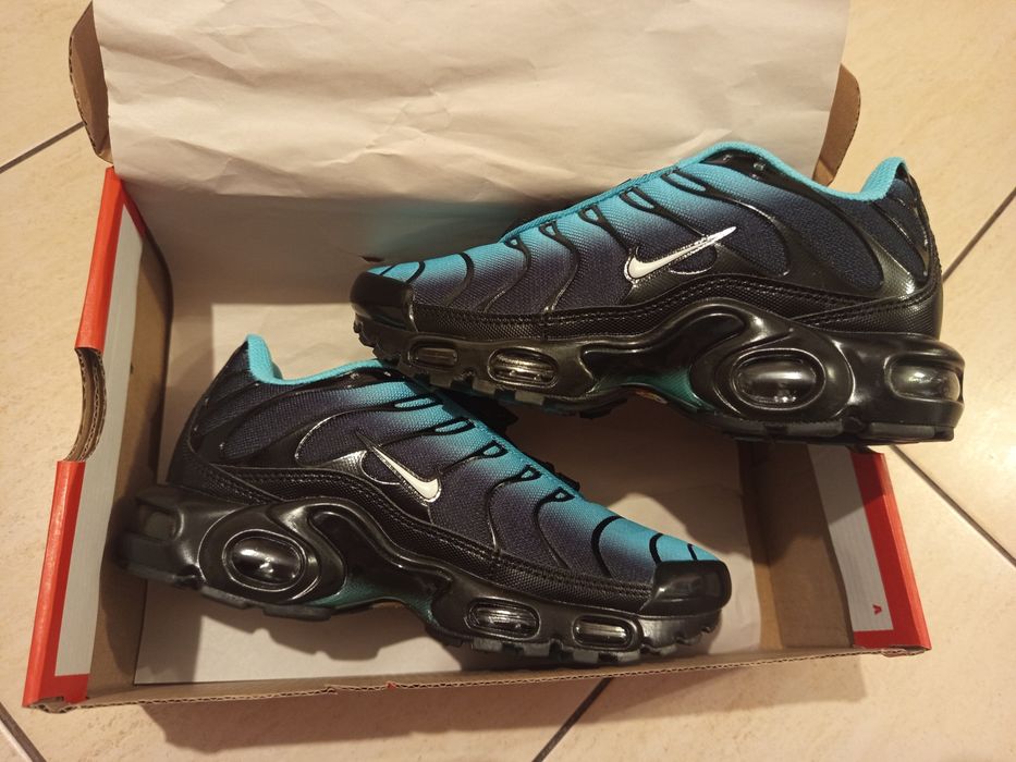 Buty sportowe Nike Air Max Plus r.38