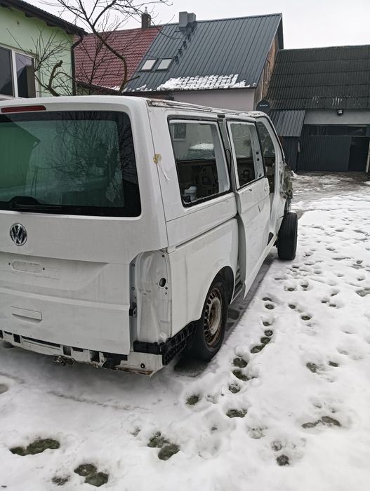 VW T6 California.KARUSERIA