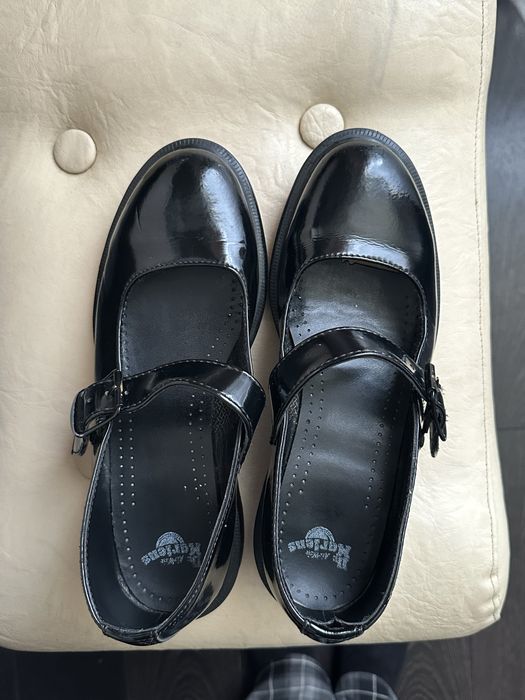 Туфлі в стилі мері джейн від Dr.Martens