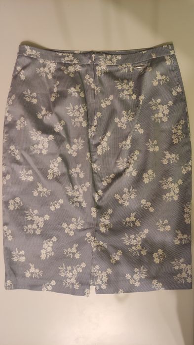 Damska spódnica za kolano Orsay dłuższa spódniczka