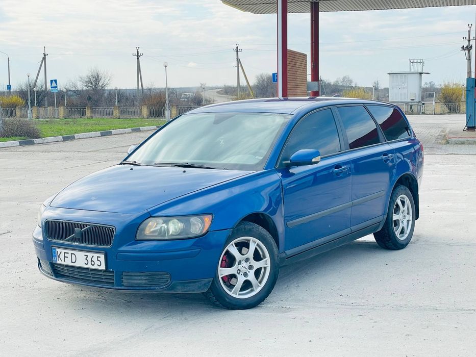 Срочно продам Volvo V50 2.0TDI
