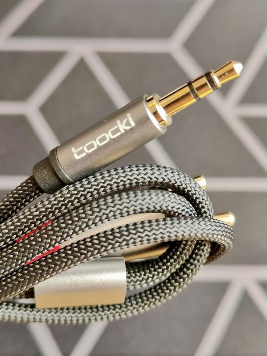 AUX HiFi аудіо кабель Toocki 2 метра, 3,5мм на 2*RCA (тюльпани)