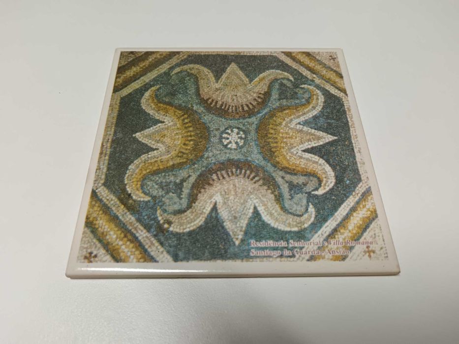 Reprodução de azulejo romano