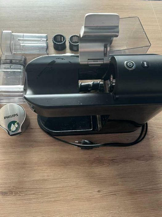Wyciskarka wolnoobrotowa Philips HR 1946