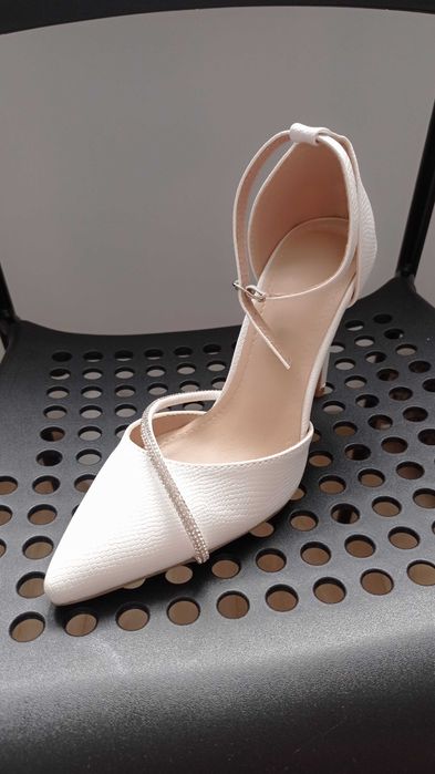 Sprzedam buty, nowe