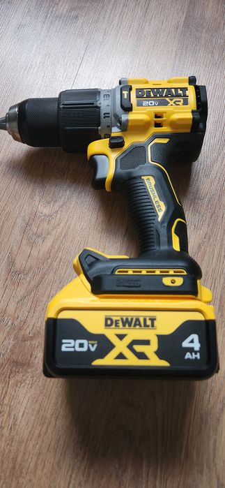 Безщітковий Шуруповерт Dewalt dcd 805