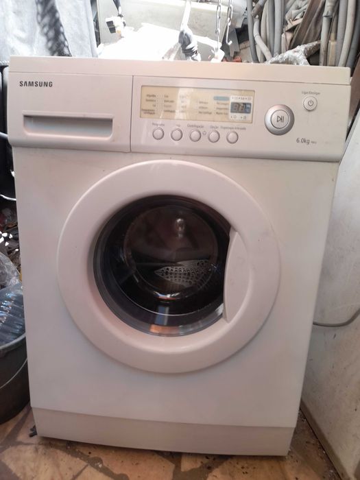 maquina de roupa Sansung 6 quilos 800 rpm  estado,nova
