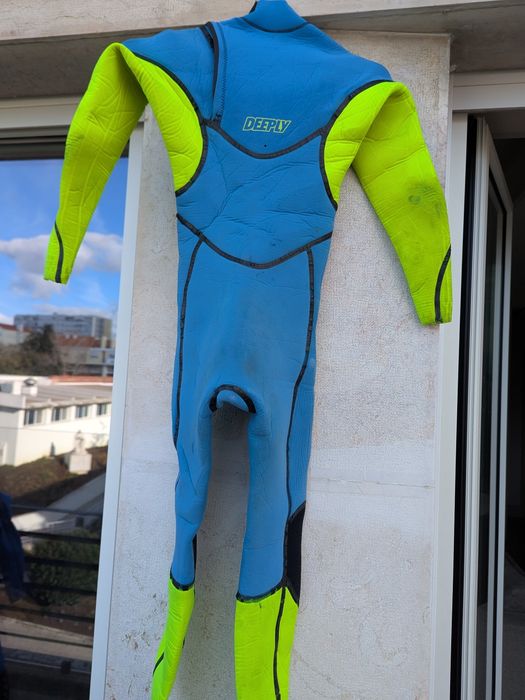 Fato neoprene surf/bodyboard deeply 10 anosos