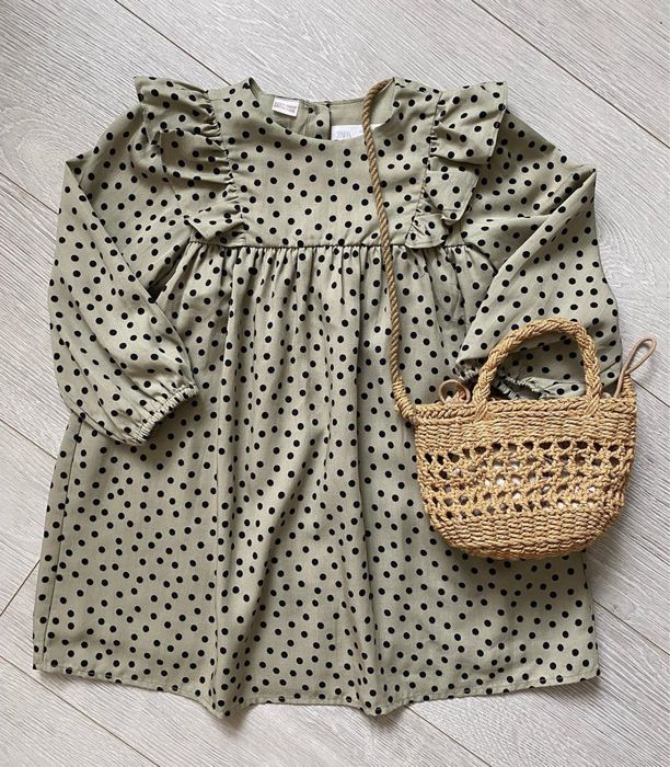 Святкова сукня zara 110, плаття zara 110, фісташкова сукня zara, сукня zara з воланами