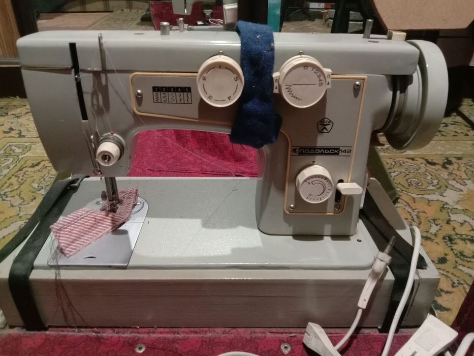 Швейная машина ПОДОЛЬСК 142