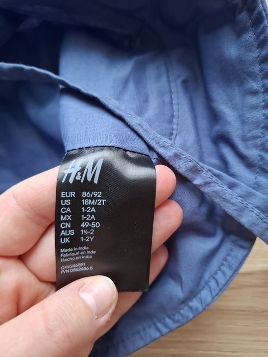 Kapelusz chłopięcy niebieski r.86/92 H&M