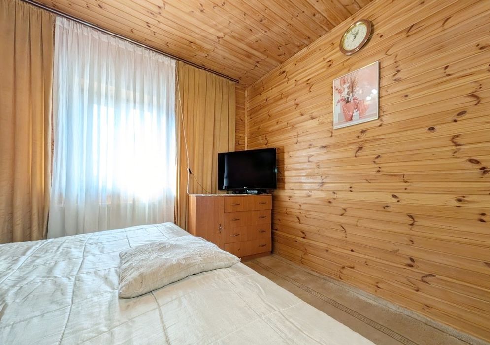 Будинок біля річки Десна - пеноблок, утеплення, 11 соток/SZ