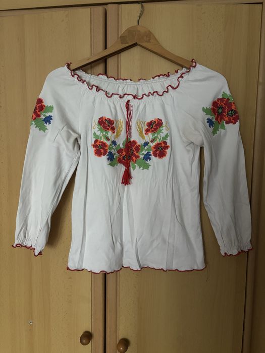 Вишиванка для дівчинки  б/в