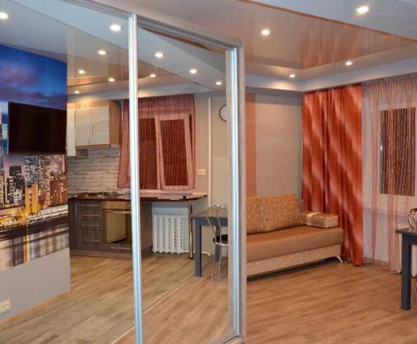 Посуточно 1 комн. Артема.