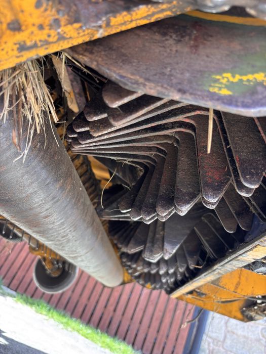 Przyczepa samozbierajaca Schuitemaker objetosciowa