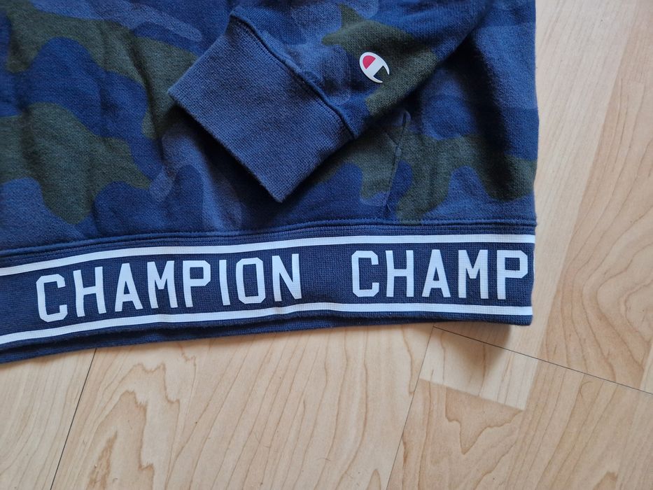 Bluza Champion
Rozmiar: M
Szerokość mierzona pod pachami: 2x52/53cm
Dł