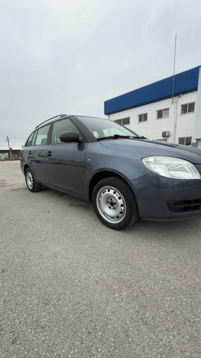 Não perca Skoda Fábia impecável, econômico,e pronto a rodar