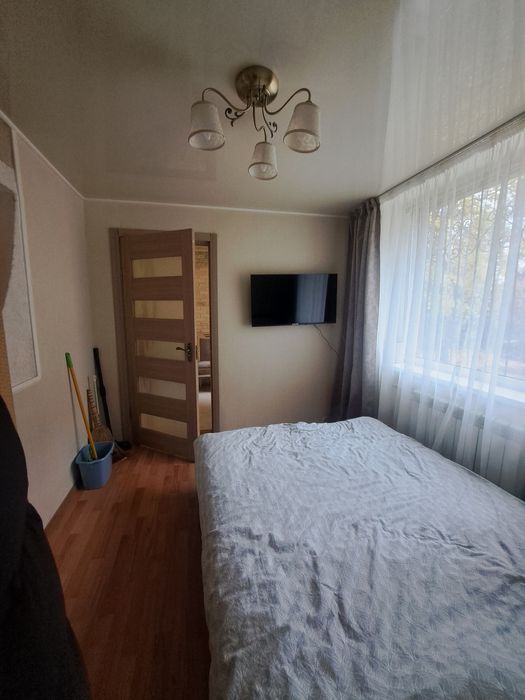 Центр 2-х кімн. кварира з ремонтом, можливо євідновлення