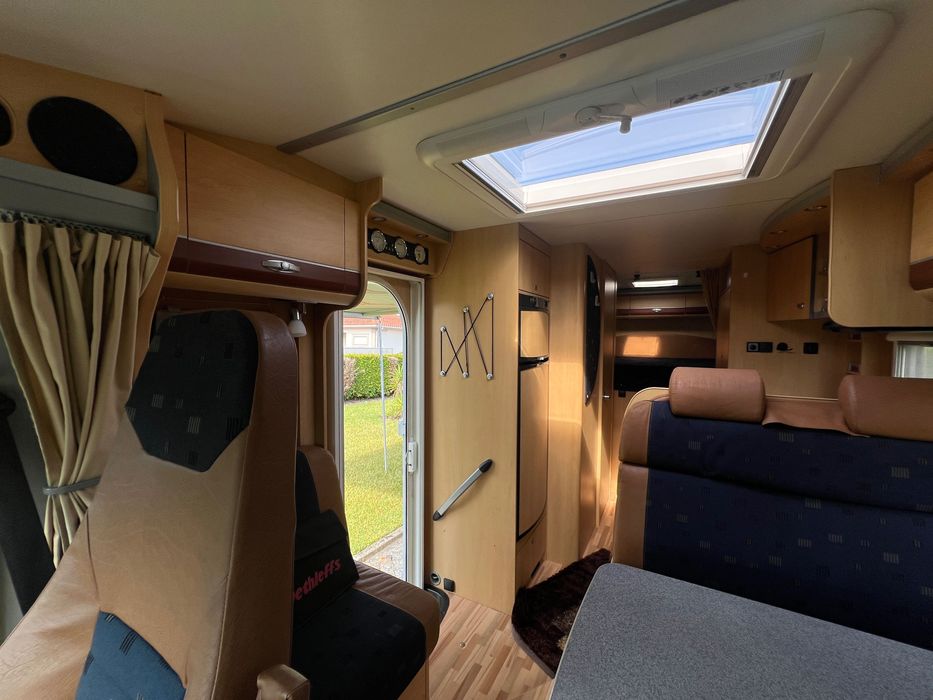 Auto Caravana Dethleffs Advantage