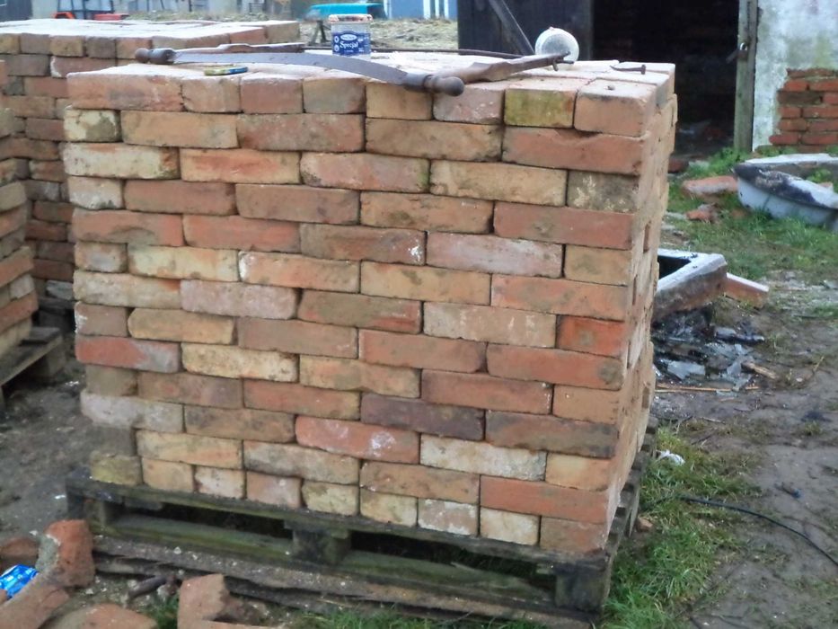 cegła rozbiórkowa przedwojenna altana gril wędzrnia elewacja