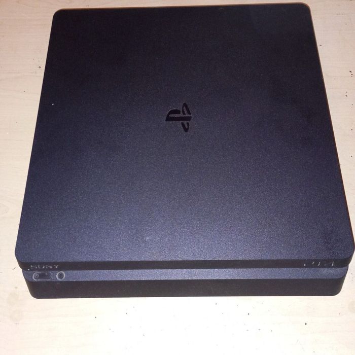 PS4 Silm 500 GB + 10 дисків