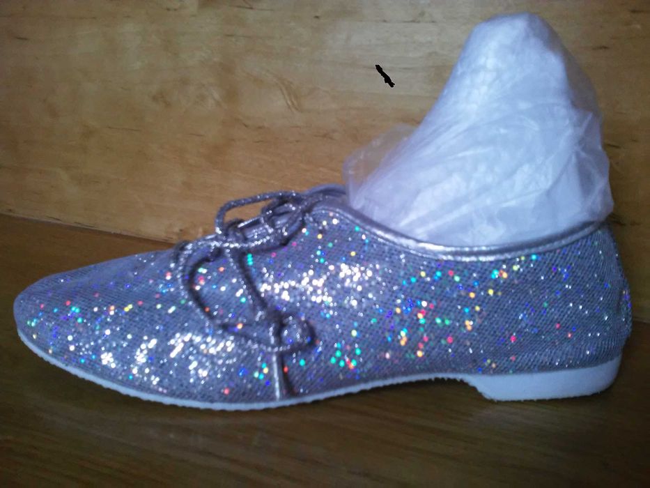 buty-baleriny KATZ roz.1 i 4-z Londynu, sukienka chabrowa od 39zł