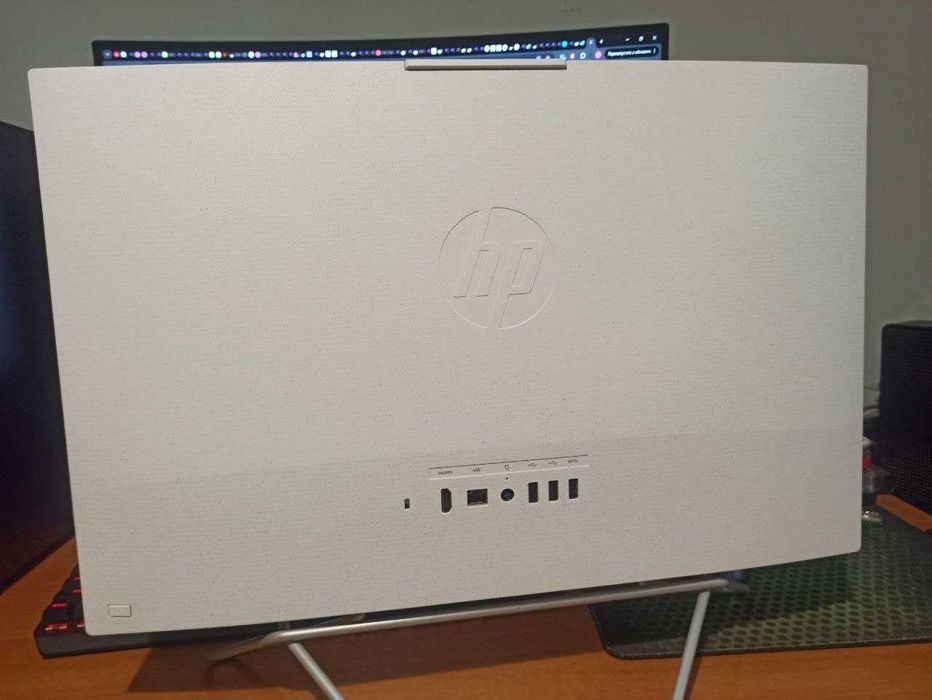 Komputer HP 24-cb0121