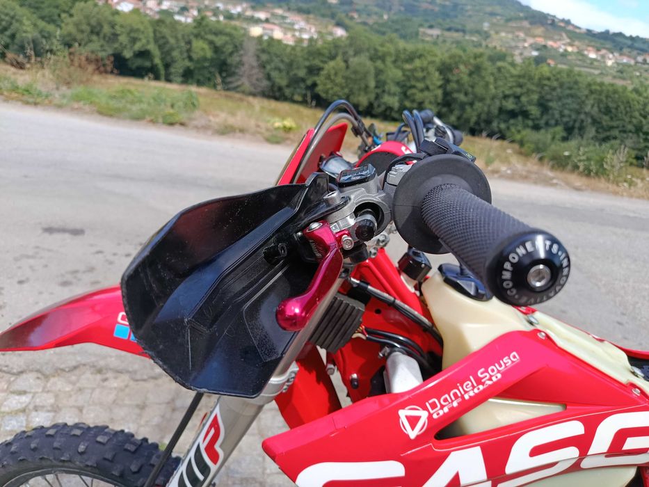 GASGAS EC 250 2T 2021 – Excelente Estado | 1.º Dono | 191 Horas