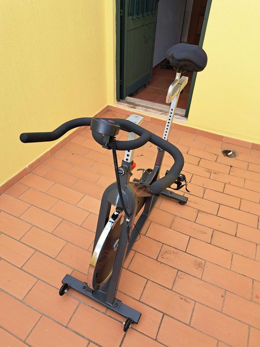 bicicleta estática indoor domyos