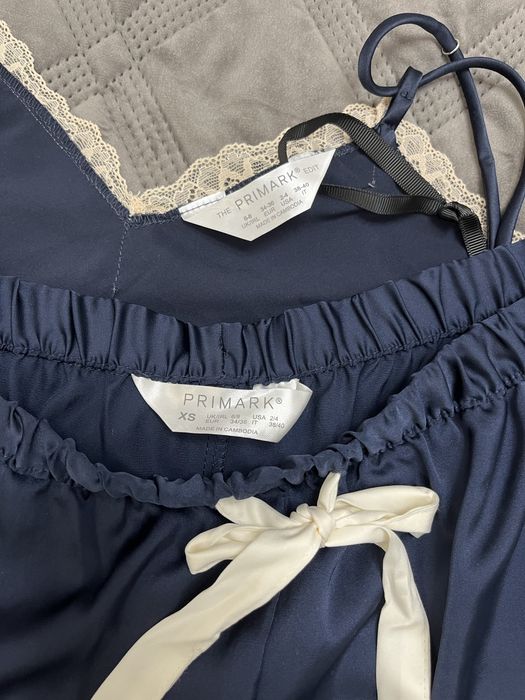 піжами від primark S сатинові