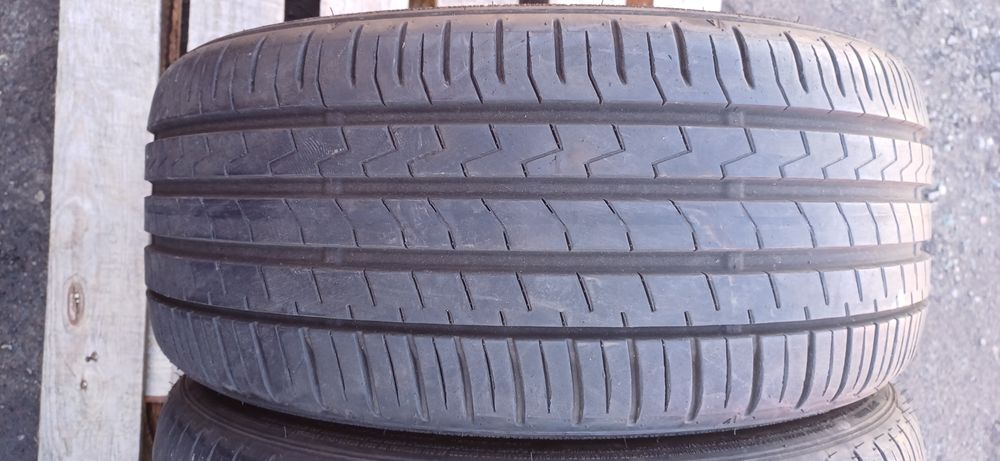 215/40R17 87W FALKEN , komplet opon letnich.