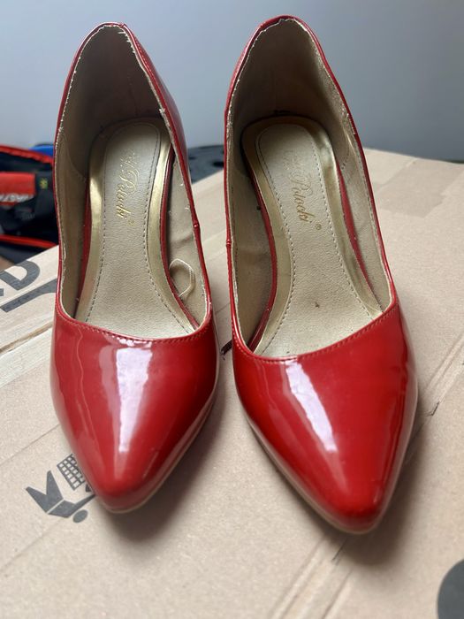 Buty szpilki czerwone