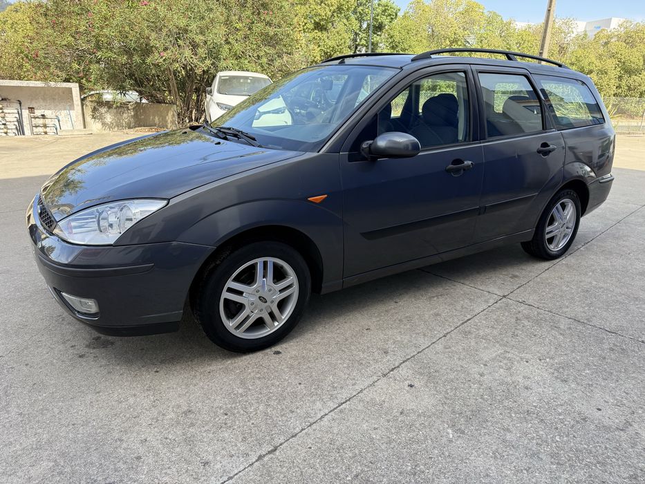 Vendo ford focus 2004 gasolina 1.4