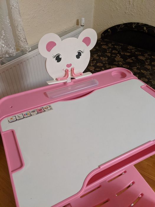 Парта для дівчинки, стіл, стілець