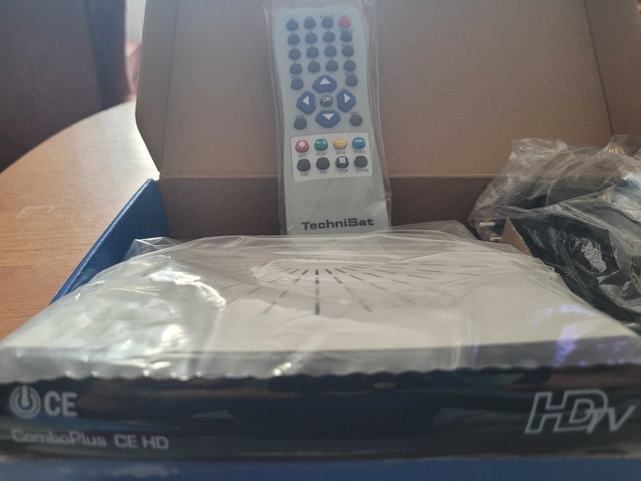 Dekoder TechniSat ComboPlus CE HD Telewizja na kartę