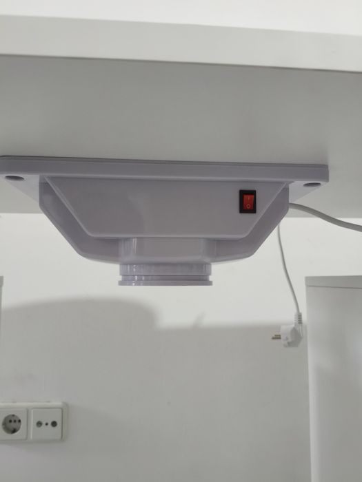 Mesa de manicure com aspiração, 3 sacos incluídos, 4 gavetas e uma porta metal aço Inox