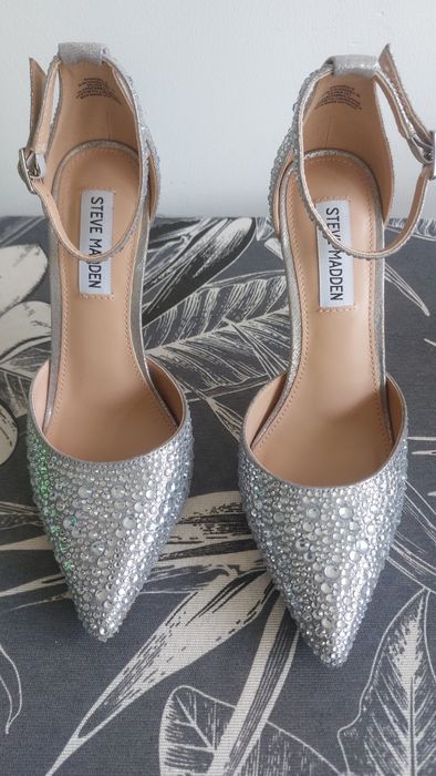 Vendo sapatos  marca Steve Madden