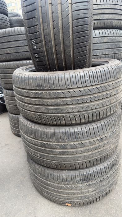 295/40/20  Winrun R330