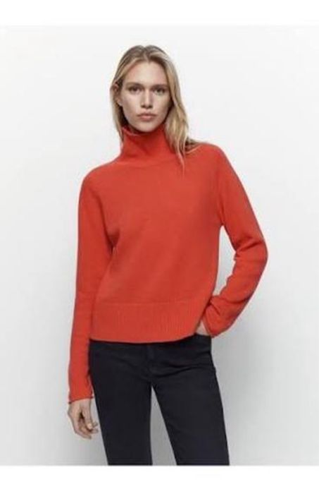 Теплый свитер Massimo Dutti