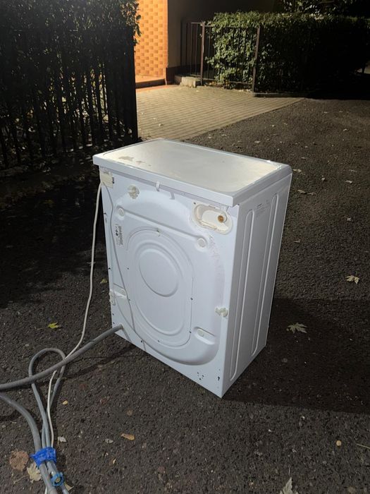 Pralka Slim Indesit IWSE 61281 (6kg, 1200 obr.) | Sprawna