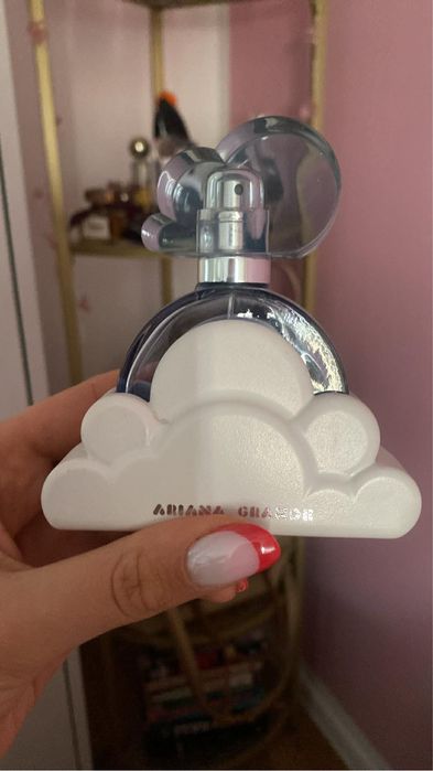 ariana grande cloud