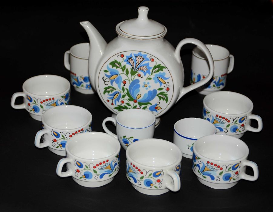 Serwis kawowy Lubiana wzór kaszubski porcelana PRL zestaw sygnowany retro imbryk filiżanki