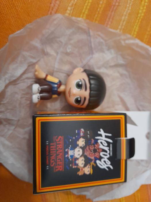 Coleção completa Stranger Things McDonald's 6 figuras novas com caixas