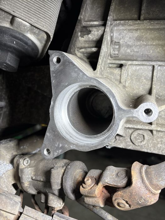 Naprawa lewej podpory, gniazda  pólosi  Audi A4 B8 naA5  A6  NA SAMOCHODZIE